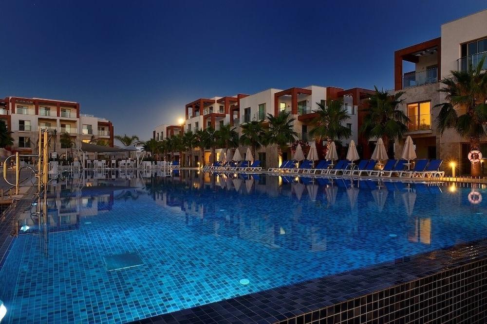 Sundance Suites Hotel Turgutreis Esterno foto